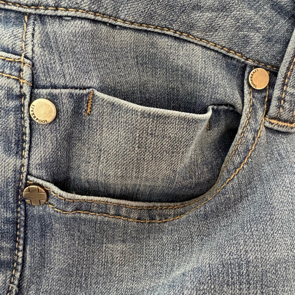 Liverpool Blue Straight Leg Jeans Size 28 - Picture 4 of 7